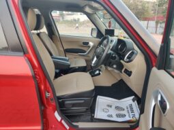 Mahindra TUV300 T10 AS MHawk 100 full