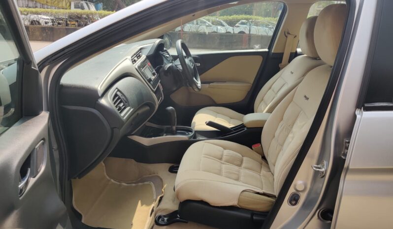 Honda City 1.5 VX CVT (IVTEC) with Sunroof full