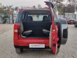 Mahindra TUV300 T10 AS MHawk 100 full