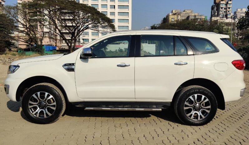 Ford Endeavour 2.2 4×2 AT Titanium + 2019 With Sunroof full