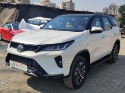 Toyota Fortuner LEGENDER 4×4 full