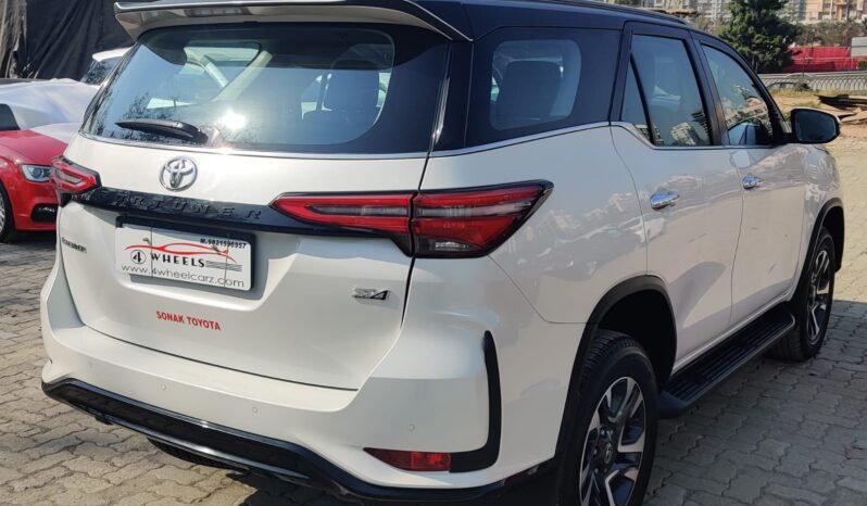 Toyota Fortuner LEGENDER 4×4 full