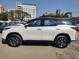 Toyota Fortuner LEGENDER 4×4 full