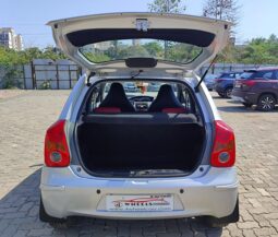 Toyota Etios Liva V full