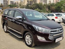 Toyota Innova Crysta 2.4 V MT 8STR full