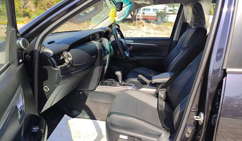 Toyota Fortuner Sigma 4×4 full