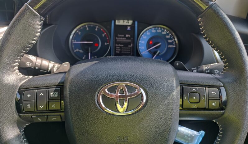 Toyota Fortuner Sigma 4×4 full