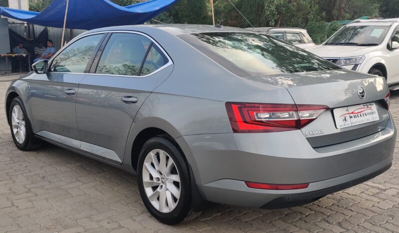 Skoda Superb L&K TSI full