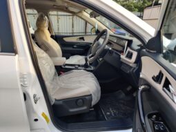 Mahindra XUV700 AX7 MT AWD LUX PACK 7 STR full