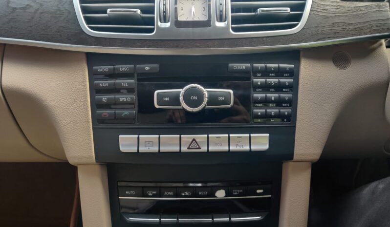 Mercedes E Class E 250 CDI Avangarde full