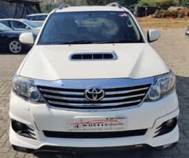 Toyota Fortuner 3.0 4×2