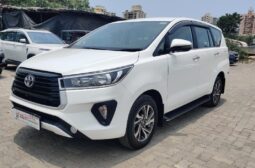 Toyota Innova Crysta 2.4 G full