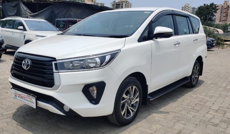 Toyota Innova Crysta 2.4 G full