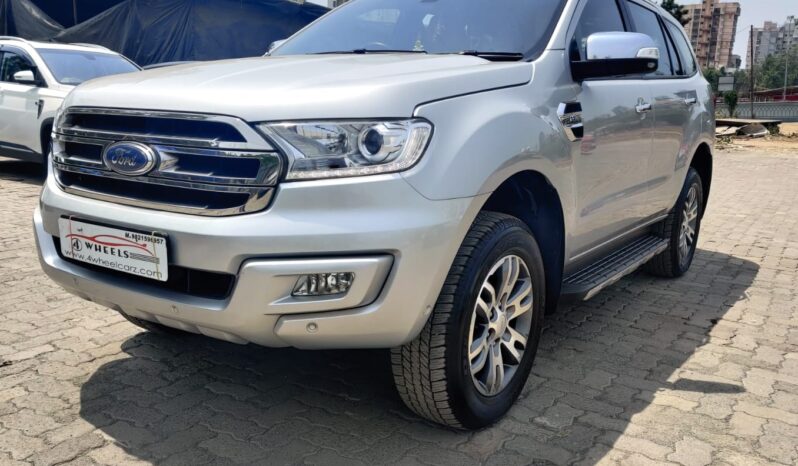 Ford Endeavour 3.2L 4×4 AT Titanium full