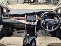 Toyota Innova Crysta 2.4 G full