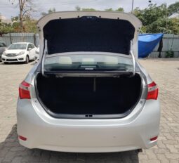 Toyota Corolla Altis 1.8 VL full