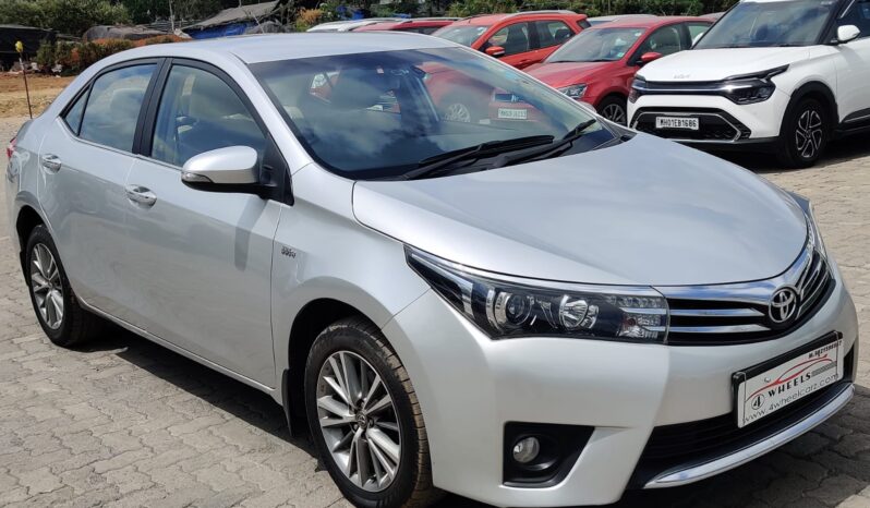 Toyota Corolla Altis 1.8 VL full