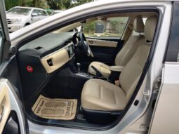 Toyota Corolla Altis 1.8 VL full