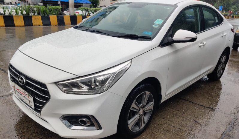 Hyundai Verna 1.6 VTVT SX full