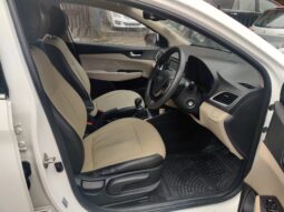 Hyundai Verna 1.6 VTVT SX full