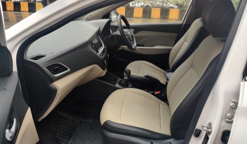 Hyundai Verna 1.6 VTVT SX full