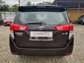 Toyota Innova Crysta 2.7 V MT 7STR