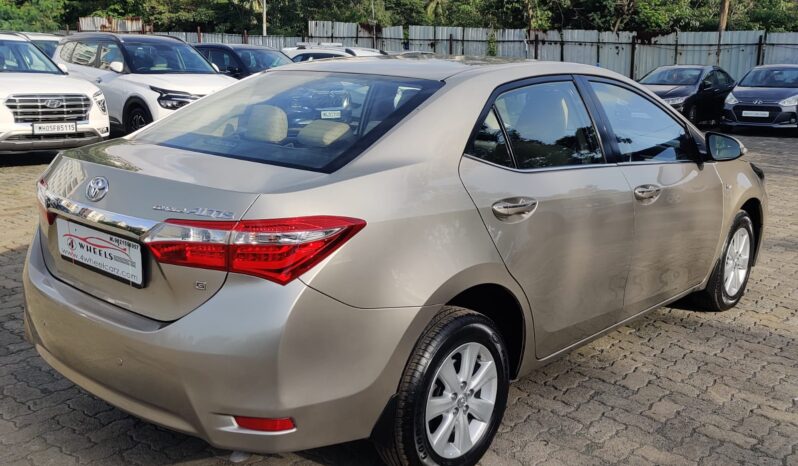 Toyota Corolla Altis 1.8 G full