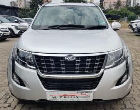 Mahindra XUV 500 W11 FWD