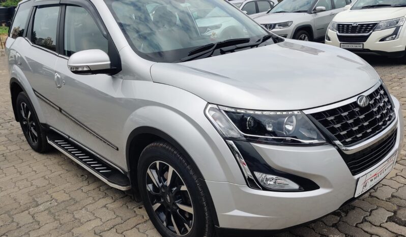 Mahindra XUV 500 W11 FWD full