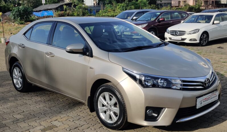 Toyota Corolla Altis 1.8 G full