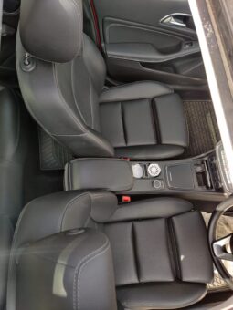 Mercedes GLA 200 Sport full