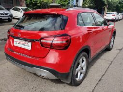 Mercedes GLA 200 Sport full