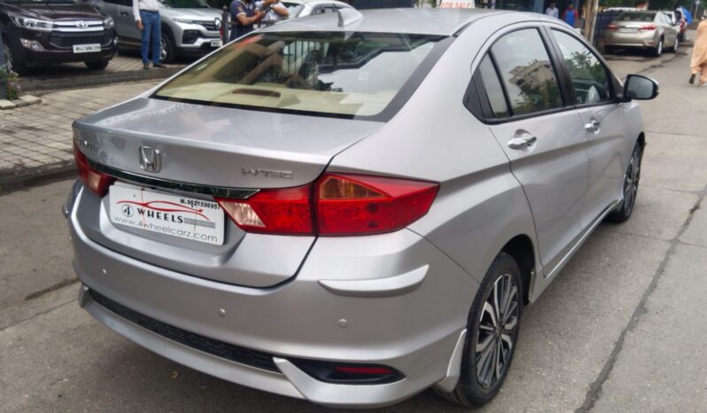 Honda City 1.5 VX CVT (I VTEC) With Sunroof full