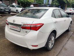 Toyota Corolla Altis 1.8 VL full