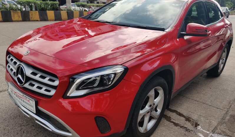 Mercedes GLA 200 Sport full