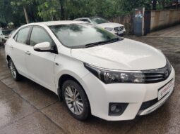 Toyota Corolla Altis 1.8 VL full