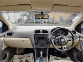 Volkswagen Vento 1.6 MPI AT Highline