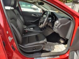 Mercedes GLA 200 Sport full