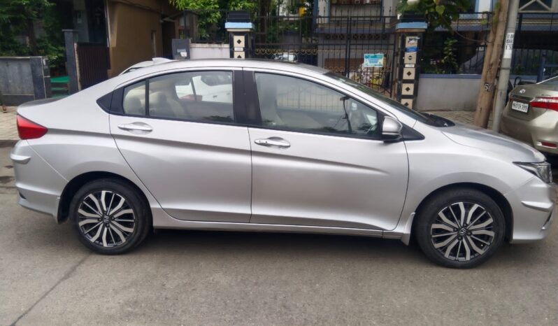 Honda City 1.5 VX CVT (I VTEC) With Sunroof full