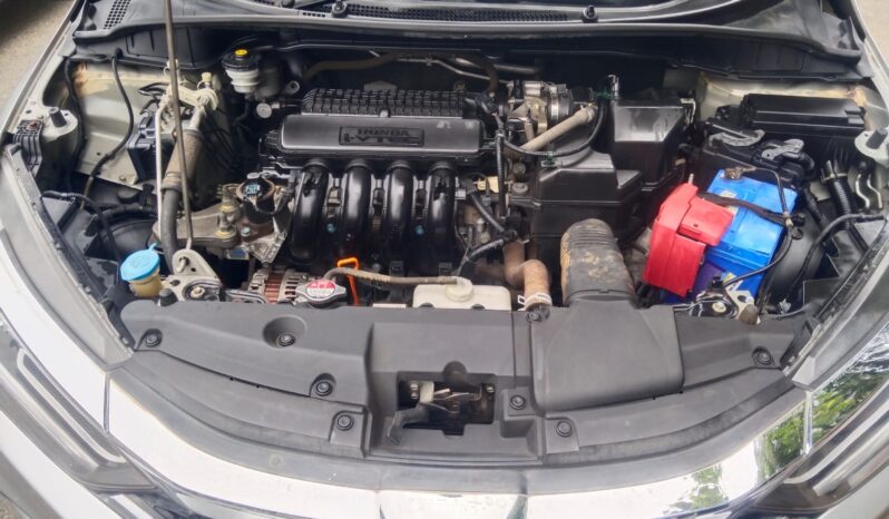 Honda City 1.5 VX CVT (I VTEC) With Sunroof full