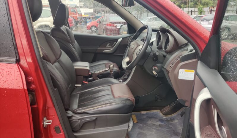 Mahindra XUV 500 W8 FWD full