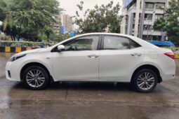 Toyota Corolla Altis 1.8 VL full