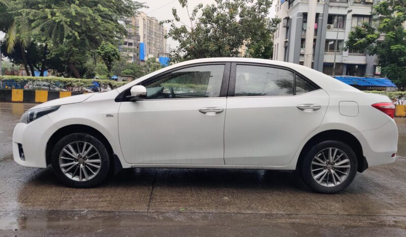 Toyota Corolla Altis 1.8 VL full