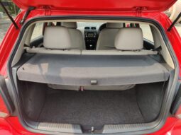 Volkswagen Polo 1.6 MPI Highline full