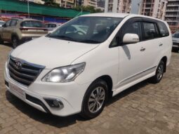 Toyota Innova V MT 8STR full