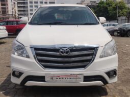 Toyota Innova V MT 8STR full