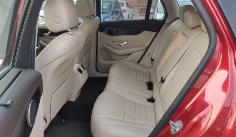 Mercedes GLC 300 4MATIC full