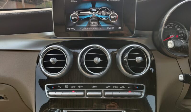 Mercedes GLC 300 4MATIC full