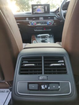 AUDI A4 35 TFSI Technology Pack full