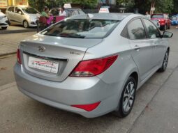 Hyundai Verna 1.6 VTVT SX full